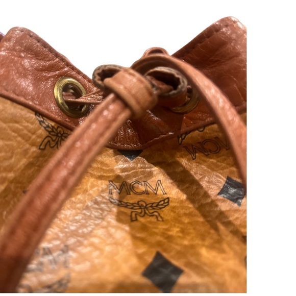 ❌SOLD❌Authentic MCM Monogram Bucket Bag- Large - Picture 16 of 17